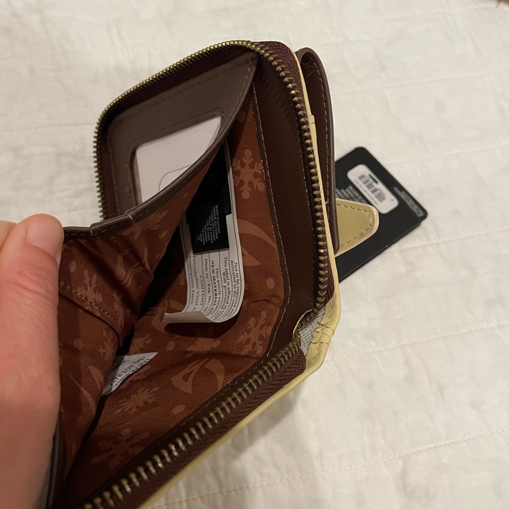 New Loungefly Star Wars Wallet - Picture 5 of 11
